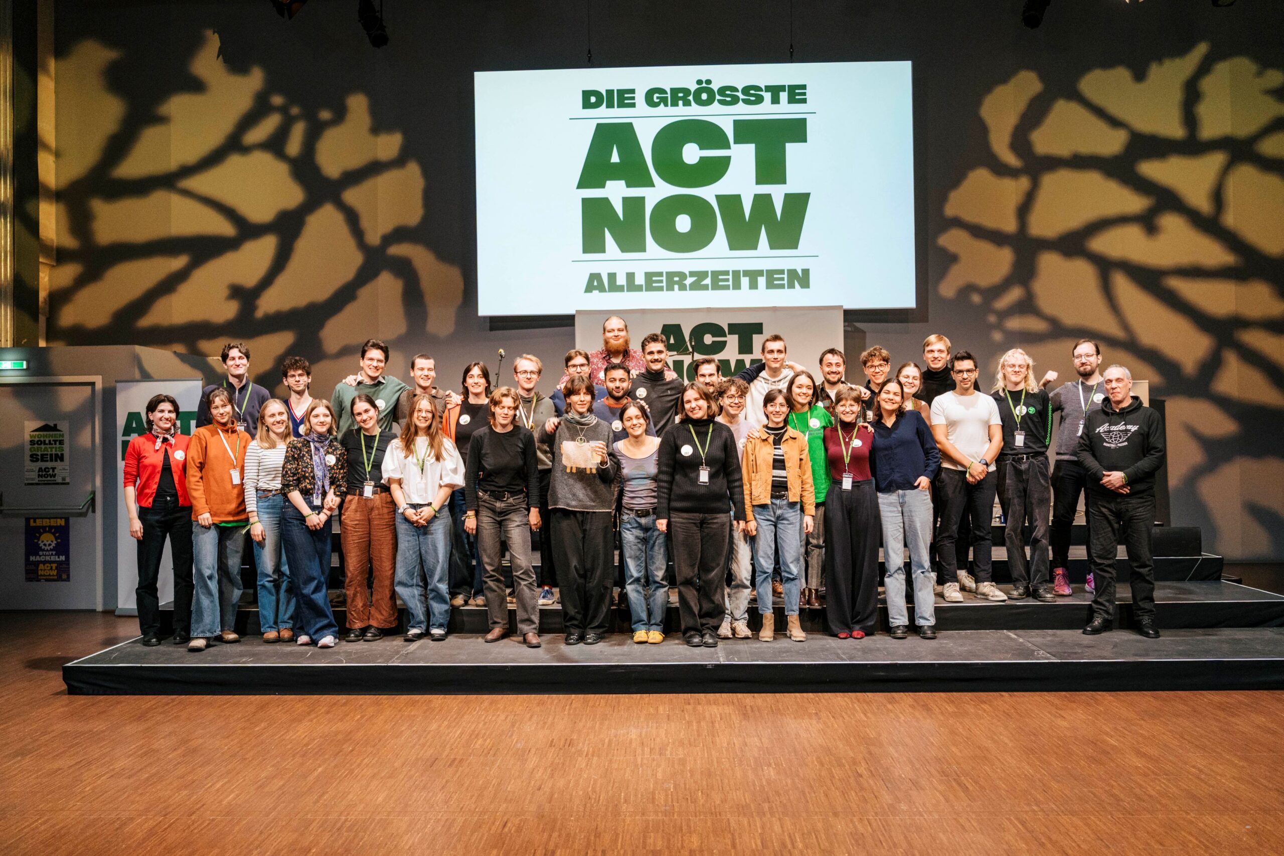 Day2_Act Now_low_MS-183